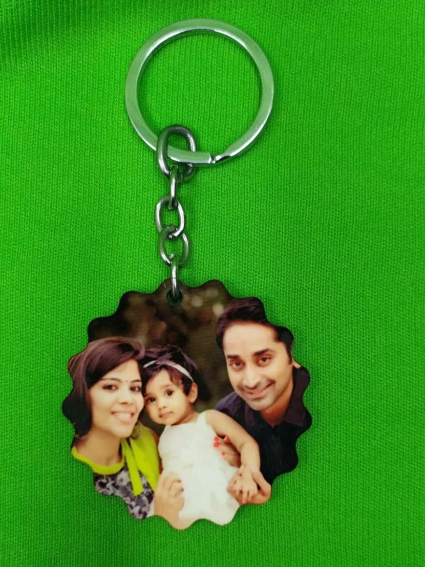Love Personalized Round Key Chain - Image 2